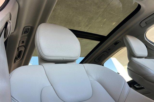 used 2019 Volvo XC60 Recharge Plug-In Hybrid car, priced at $26,000