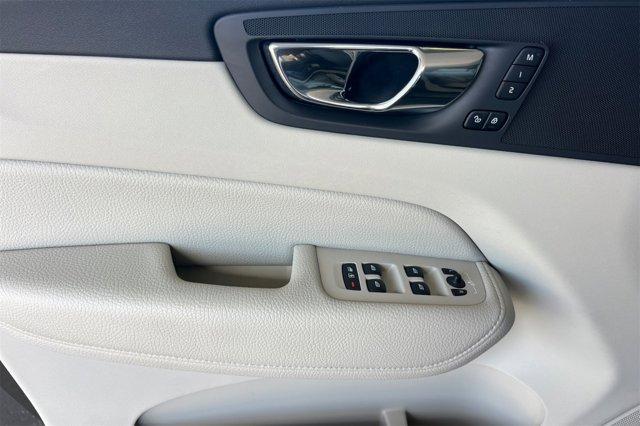 used 2019 Volvo XC60 Recharge Plug-In Hybrid car, priced at $26,000