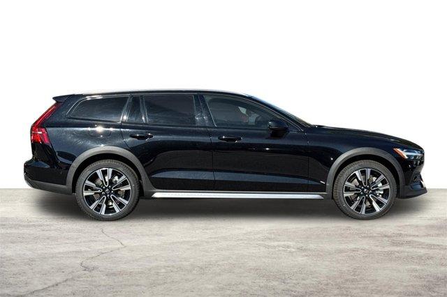 new 2025 Volvo V60 Cross Country car, priced at $58,775