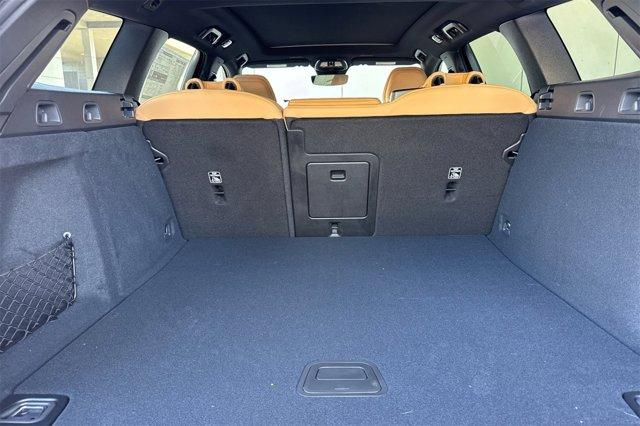 new 2025 Volvo V60 Cross Country car, priced at $58,775