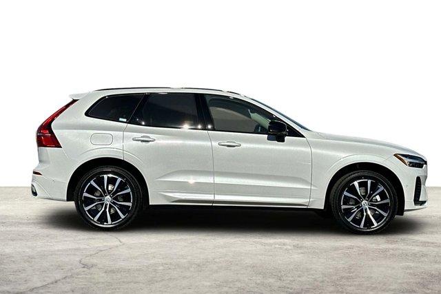 new 2025 Volvo XC60 car, priced at $55,335