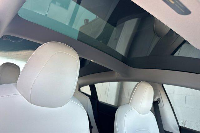 used 2022 Tesla Model 3 car, priced at $28,000