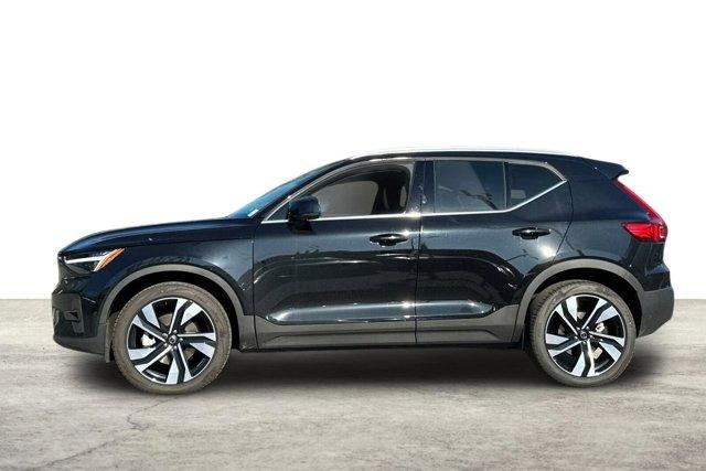 new 2024 Volvo XC40 car, priced at $43,000