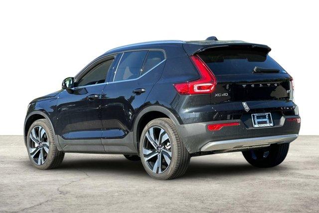 new 2024 Volvo XC40 car, priced at $49,024