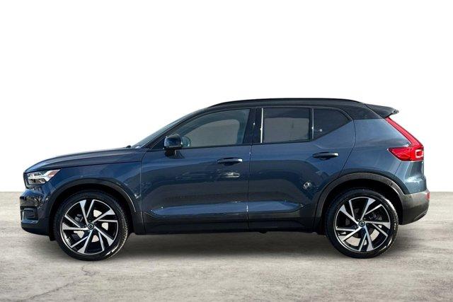 used 2022 Volvo XC40 car, priced at $35,995