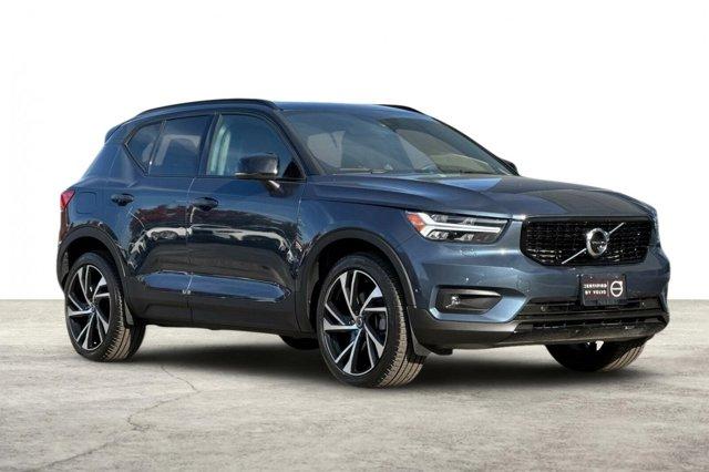 used 2022 Volvo XC40 car, priced at $35,995