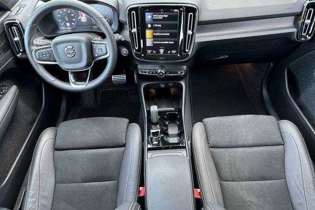 used 2022 Volvo XC40 car, priced at $35,995