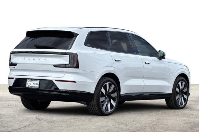 new 2025 Volvo EX90 car, priced at $94,740