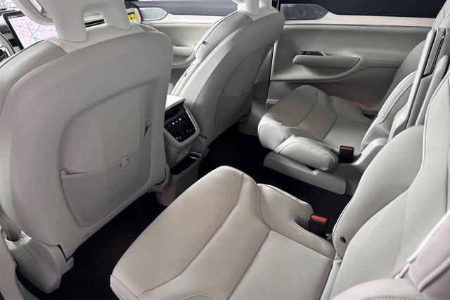 new 2025 Volvo EX90 car, priced at $94,740