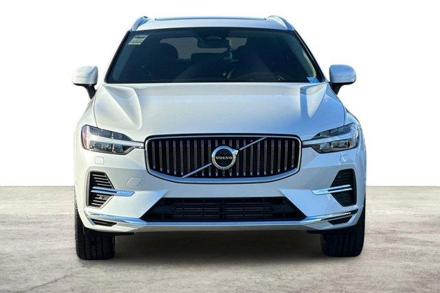 used 2022 Volvo XC60 Recharge Plug-In Hybrid car, priced at $45,495