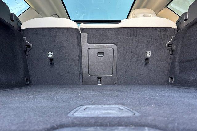 used 2023 Volvo XC60 car, priced at $38,991