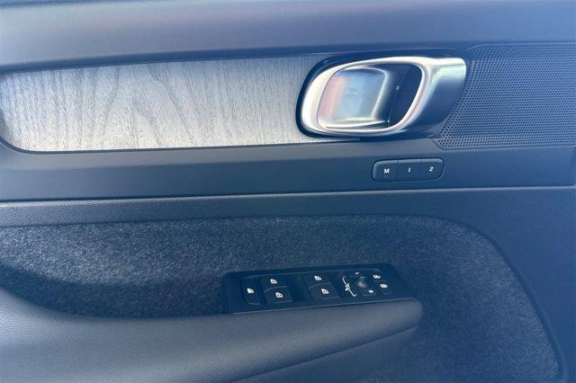 new 2026 Volvo XC40 car, priced at $49,150