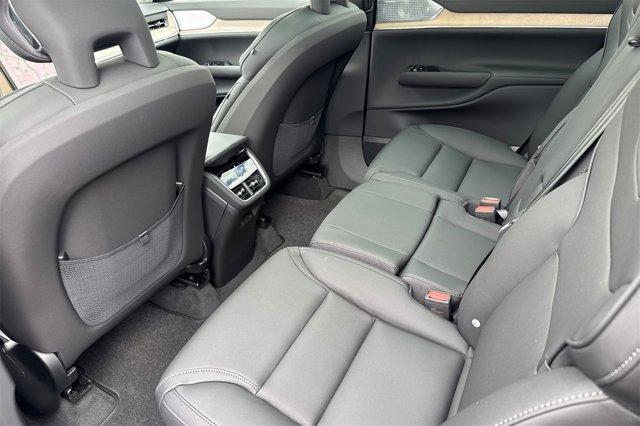 new 2025 Volvo EX90 car, priced at $86,145