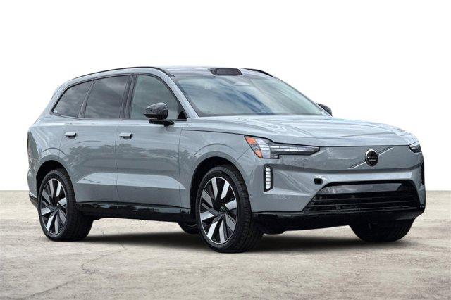 new 2025 Volvo EX90 car, priced at $86,145