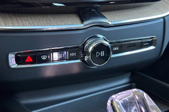 new 2026 Volvo XC60 car, priced at $67,475