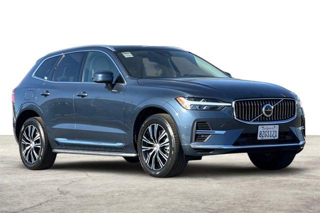 used 2022 Volvo XC60 Recharge Plug-In Hybrid car, priced at $43,995