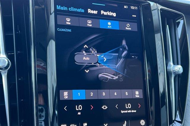 new 2025 Volvo XC60 car, priced at $58,973