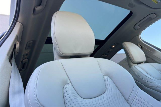new 2025 Volvo XC60 car, priced at $58,973
