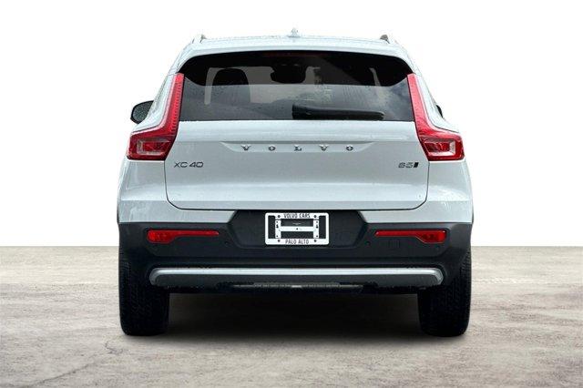 new 2025 Volvo XC40 car, priced at $44,941
