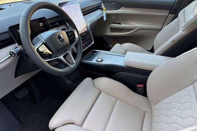 new 2025 Volvo EX90 car, priced at $79,640