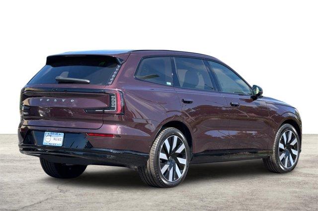 new 2025 Volvo EX90 car, priced at $79,640