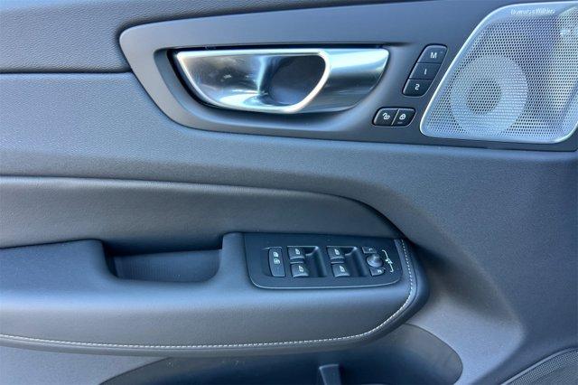 new 2025 Volvo XC60 car, priced at $64,782