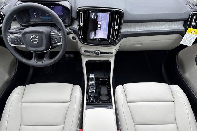 new 2025 Volvo XC40 car, priced at $47,565