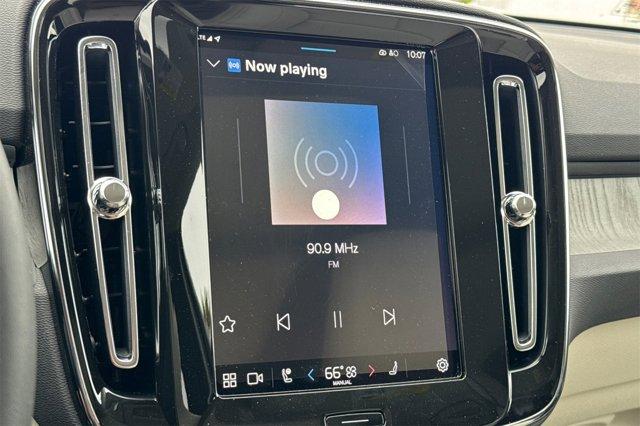 new 2025 Volvo XC40 car, priced at $47,565