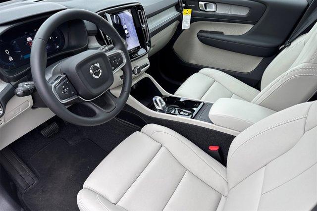 new 2025 Volvo XC40 car, priced at $47,565