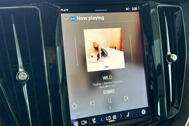 used 2022 Volvo XC60 car, priced at $39,500