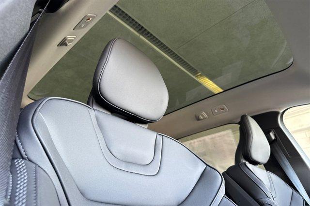 new 2025 Volvo EX90 car, priced at $77,410