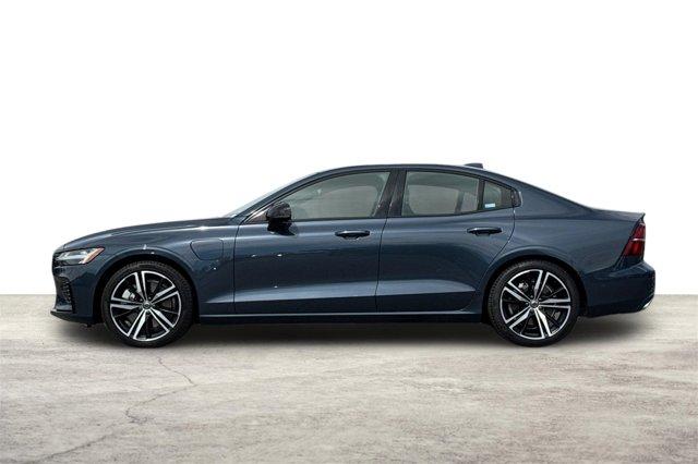 used 2022 Volvo S60 Recharge Plug-In Hybrid car, priced at $39,000