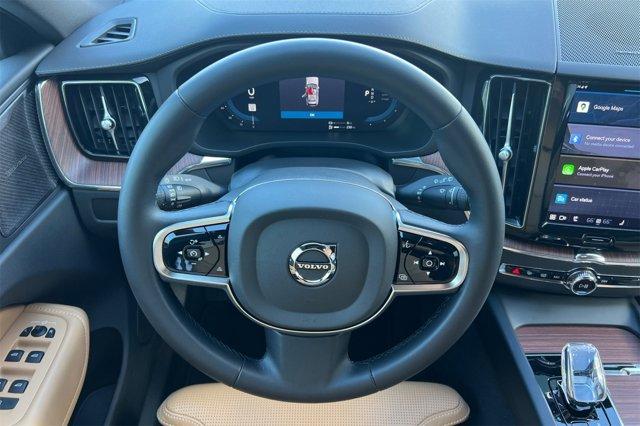 used 2023 Volvo XC60 Recharge Plug-In Hybrid car, priced at $55,000