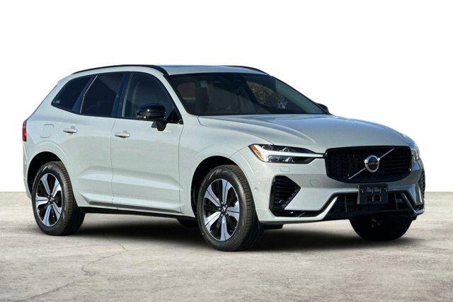 new 2025 Volvo XC60 Plug-In Hybrid car, priced at $66,625