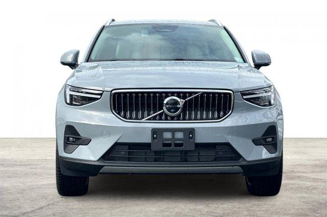 new 2025 Volvo XC40 car, priced at $48,524