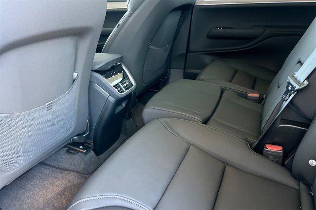 new 2025 Volvo EX90 car, priced at $94,820
