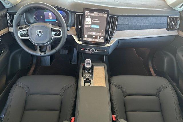 new 2026 Volvo XC90 car, priced at $69,405