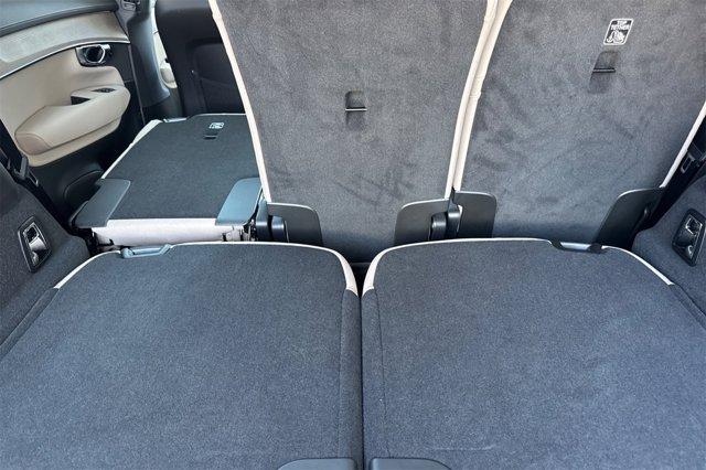 new 2026 Volvo XC90 car, priced at $70,025