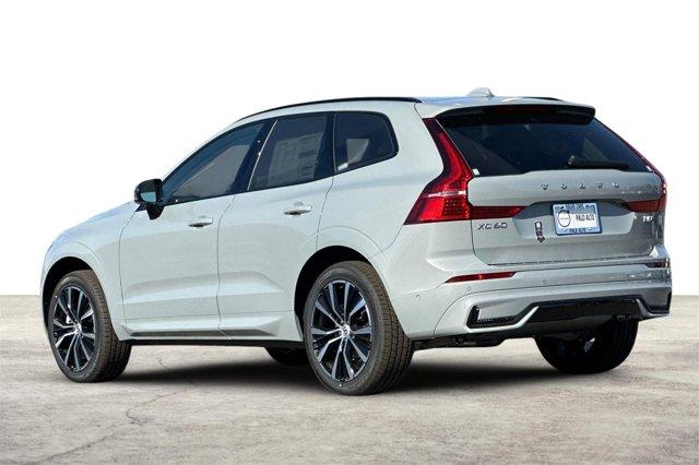 new 2025 Volvo XC60 car, priced at $55,716