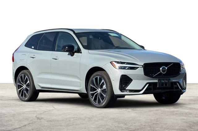 new 2025 Volvo XC60 car, priced at $55,716