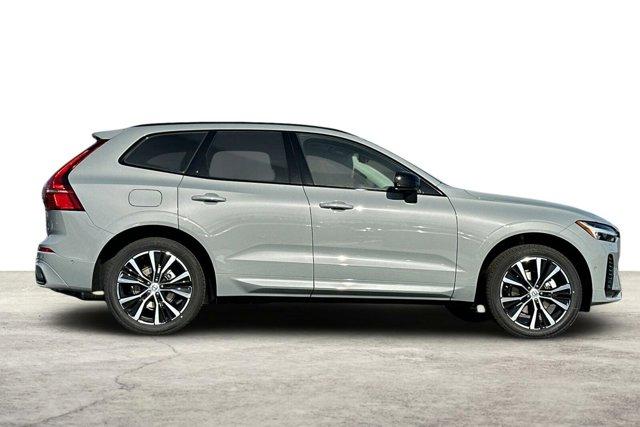 new 2025 Volvo XC60 car, priced at $59,715