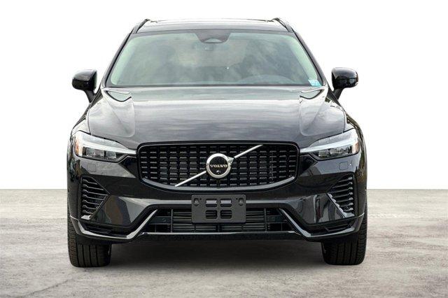 new 2025 Volvo XC60 Plug-In Hybrid car, priced at $67,364