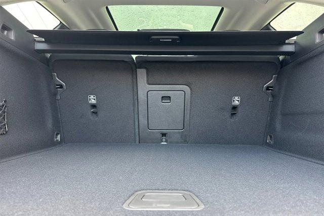 new 2026 Volvo XC60 car, priced at $61,619