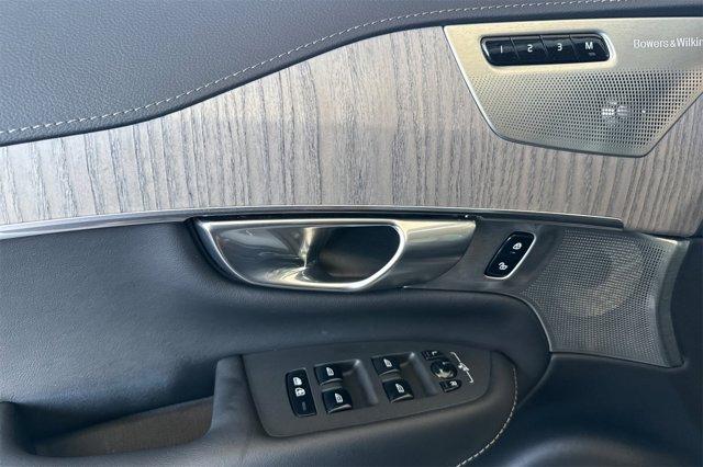 used 2024 Volvo XC90 Recharge Plug-In Hybrid car, priced at $63,991