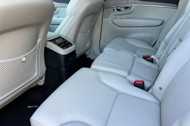 new 2025 Volvo XC90 Plug-In Hybrid car, priced at $71,519