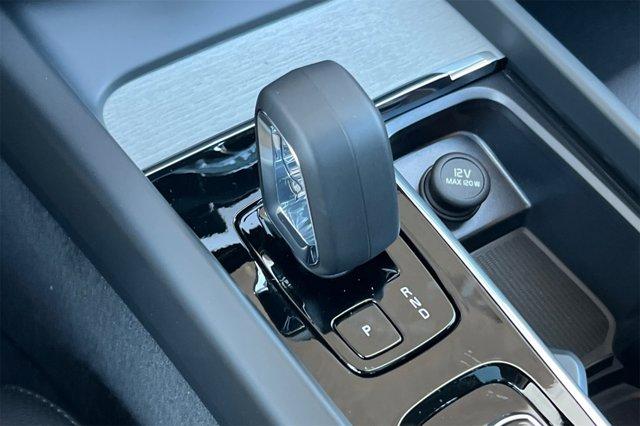 new 2025 Volvo XC60 car, priced at $51,360