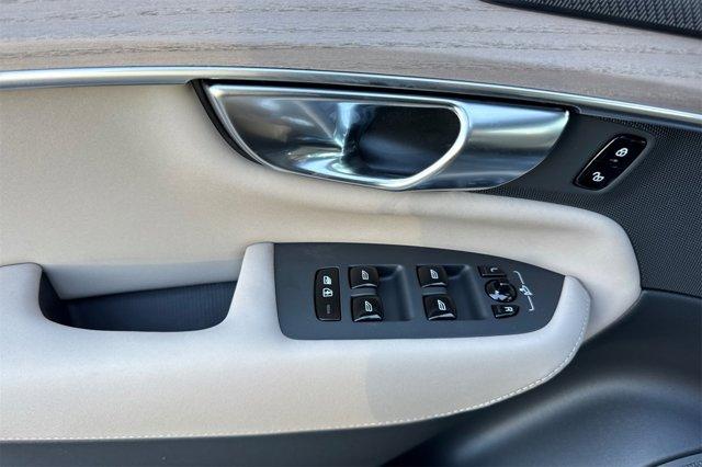 new 2025 Volvo XC90 car, priced at $61,555