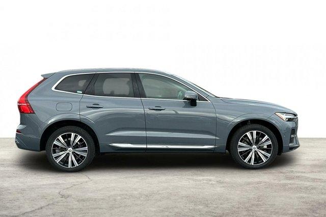 used 2022 Volvo XC60 Recharge Plug-In Hybrid car, priced at $43,995