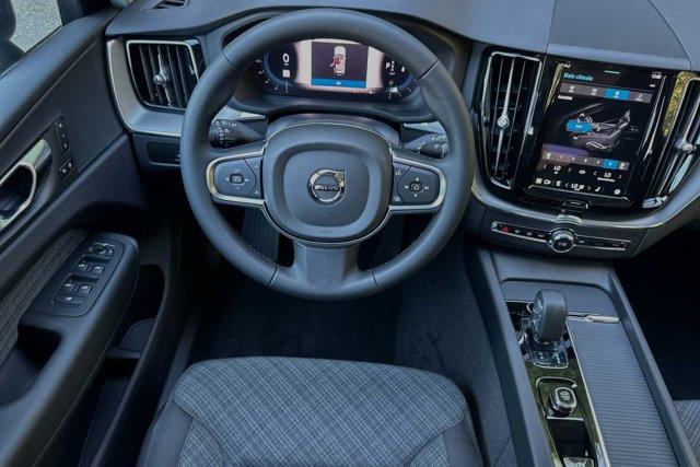 new 2025 Volvo XC60 car, priced at $48,106