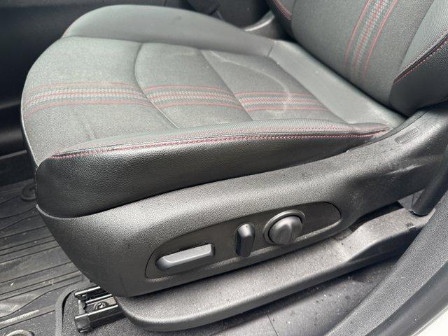 used 2023 Chevrolet Equinox car, priced at $26,900